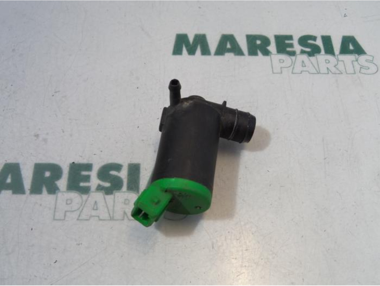 Peugeot - 106 - Scheibensprüherpumpe vorne