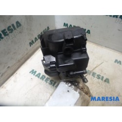 Citroen - Berlingo - Boîtier de filtre carburant