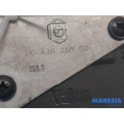 Peugeot - RCZ - Tank flap lock motor