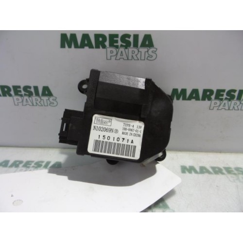 Peugeot - 207 - Heater valve motor