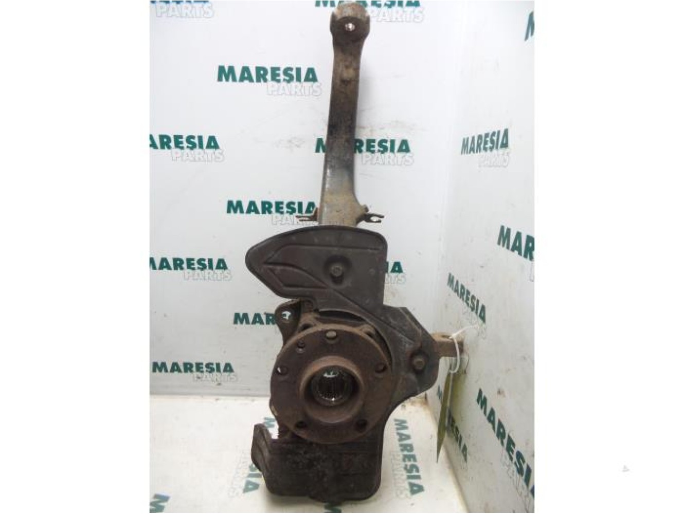 Alfa Romeo - 156 - Knuckle, front left