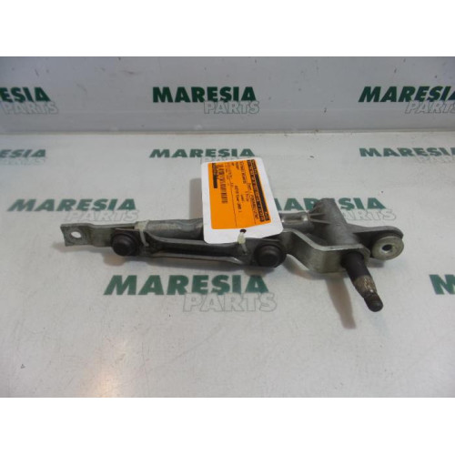 Peugeot - 407 - Wiper mechanism