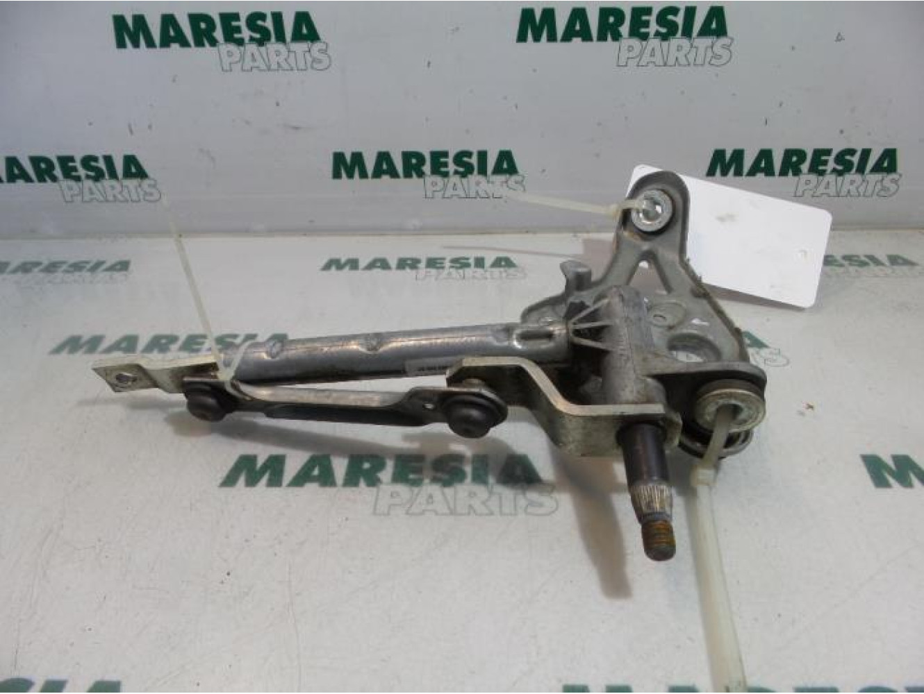 Peugeot - 407 - Wiper mechanism