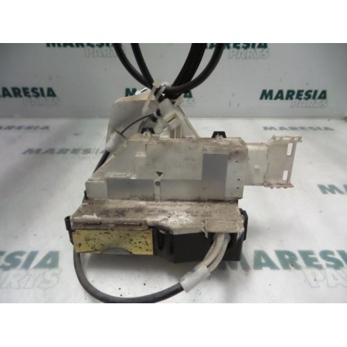 Peugeot - 407 - Front door lock mechanism 4-door, right