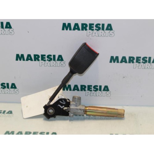 Renault - Laguna - Gurtsrammer links