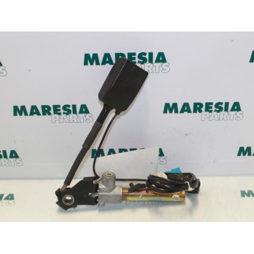 Renault - Laguna - Gordelspanner links