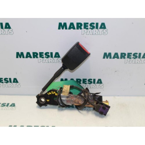 Renault - Laguna - Gordelspanner links