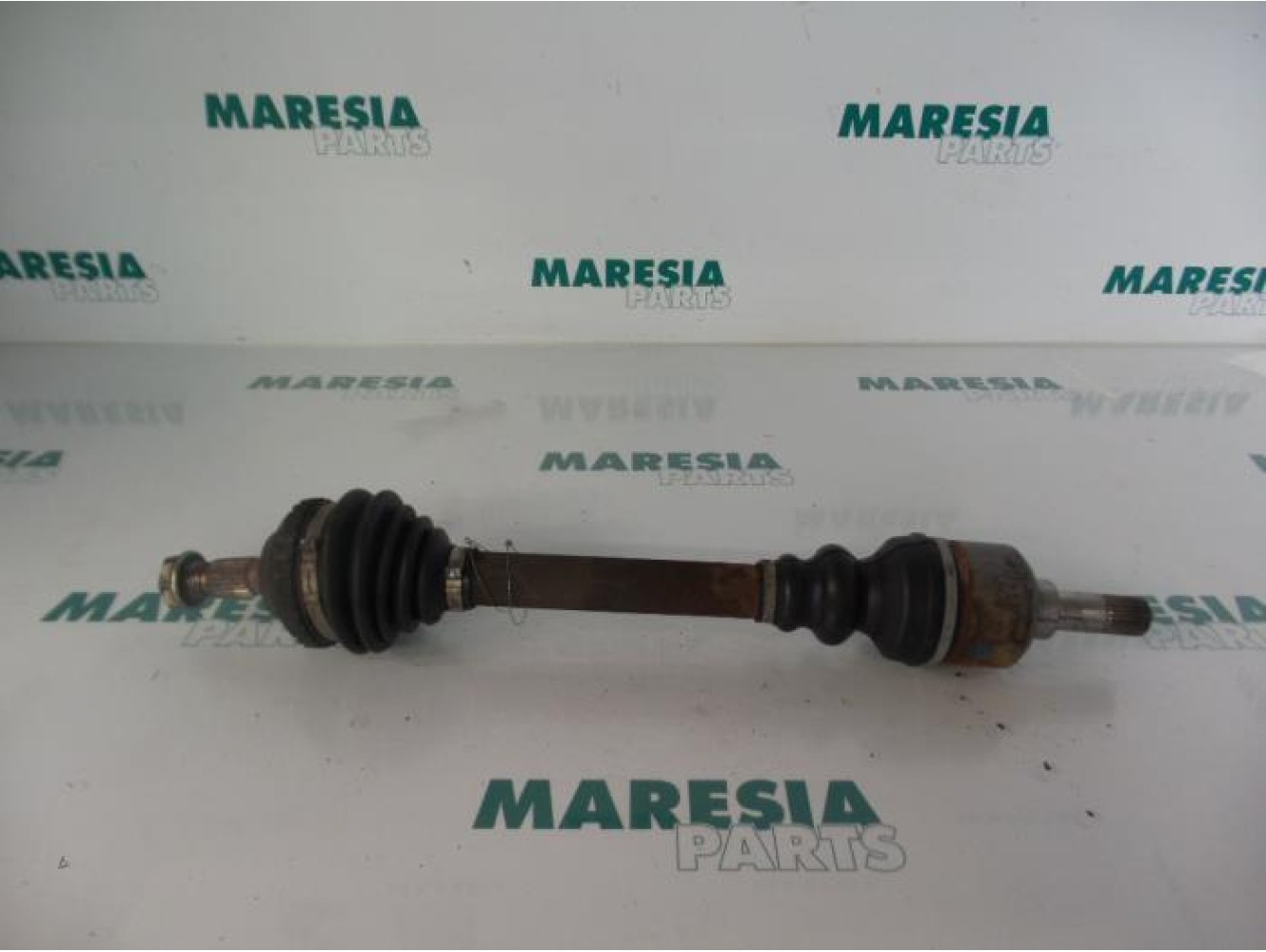 Peugeot - 406 - Aandrijfas links-voor
