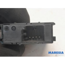 Alfa Romeo - Stelvio - AUX/USB aansluiting