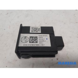 Alfa Romeo - Stelvio - AUX/USB aansluiting