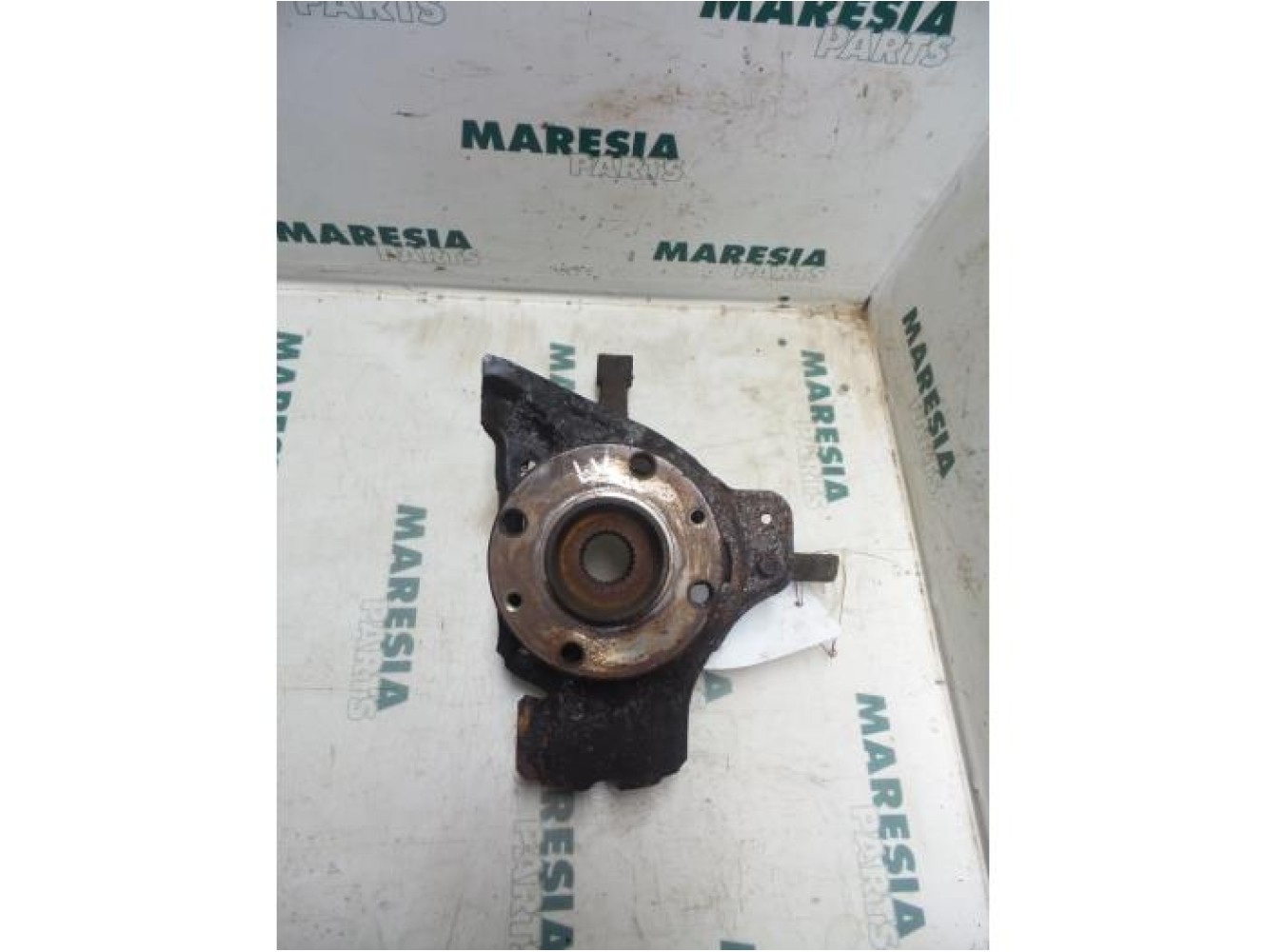 Alfa Romeo - 145/146 - Joint avant gauche