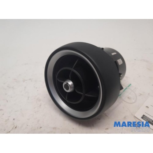 Alfa Romeo - Stelvio - Dashboard vent