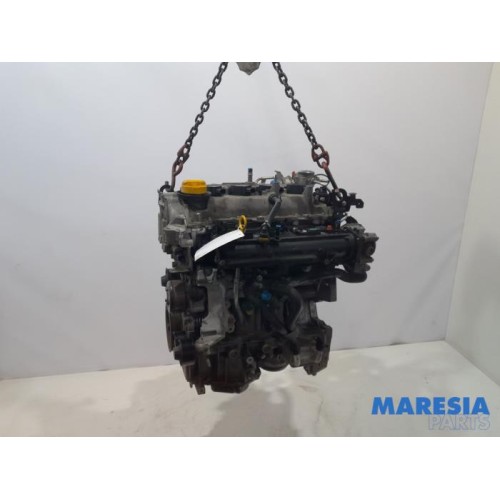 Renault - Clio - Engine