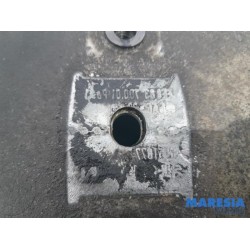 Renault - Trafic - Subframe