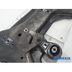 Renault - Trafic - Subframe