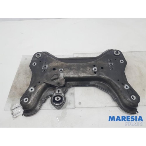 Renault - Trafic - Subframe