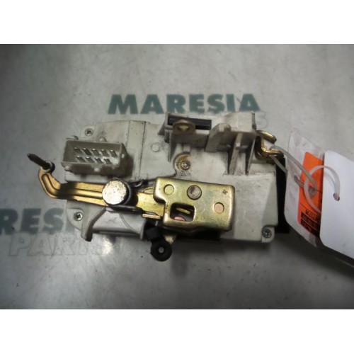 Peugeot - 807 - Front door lock mechanism 4-door, right