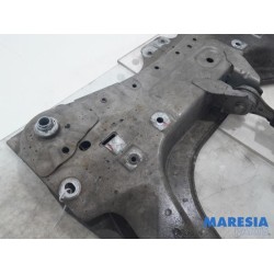 Renault - Clio - Subframe