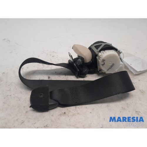 Fiat - 500 - Front seatbelt, left