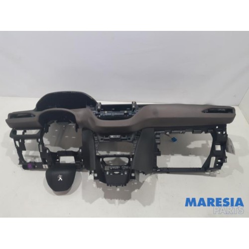 Peugeot - 2008 - Airbag set + dashboard