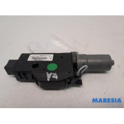 Alfa Romeo - Stelvio - Schiebedach Motor