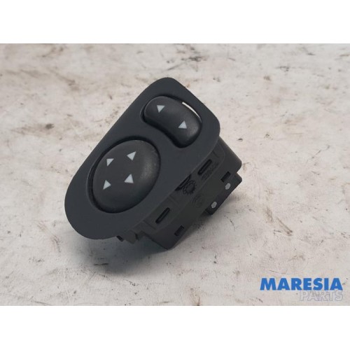 Fiat - 500 - Mirror switch