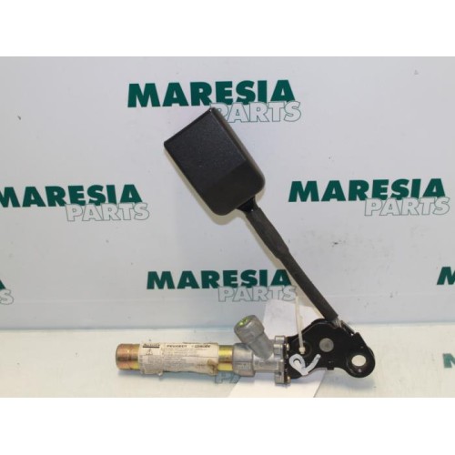 Peugeot - 306 - Seatbelt tensioner, right