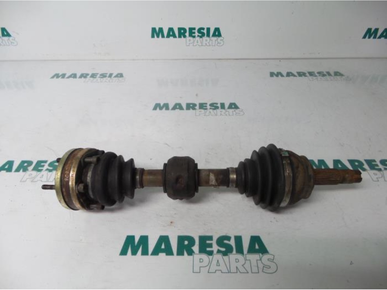 Alfa Romeo - 145/146 - Arbre de transmission avant droit