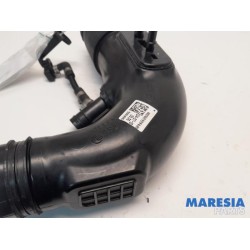 Alfa Romeo - Stelvio - Air intake hose