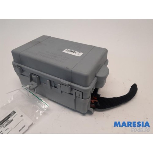 Alfa Romeo - Stelvio - Fuse box