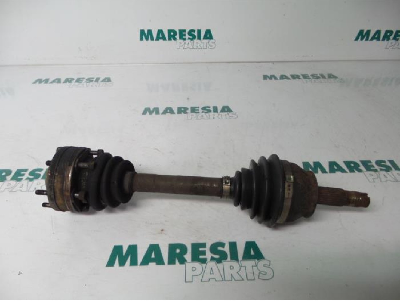 Alfa Romeo - 145/146 - Aandrijfas rechts-voor