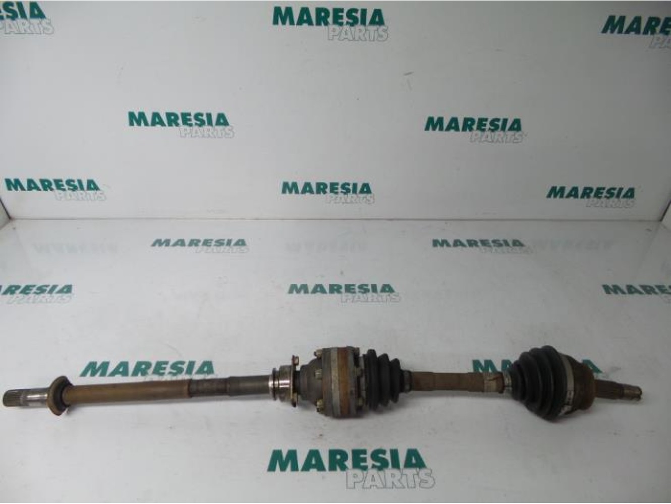 Alfa Romeo - 145/146 - Aandrijfas rechts-voor