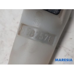 Fiat - 500 - Réservoir lave-glace avant