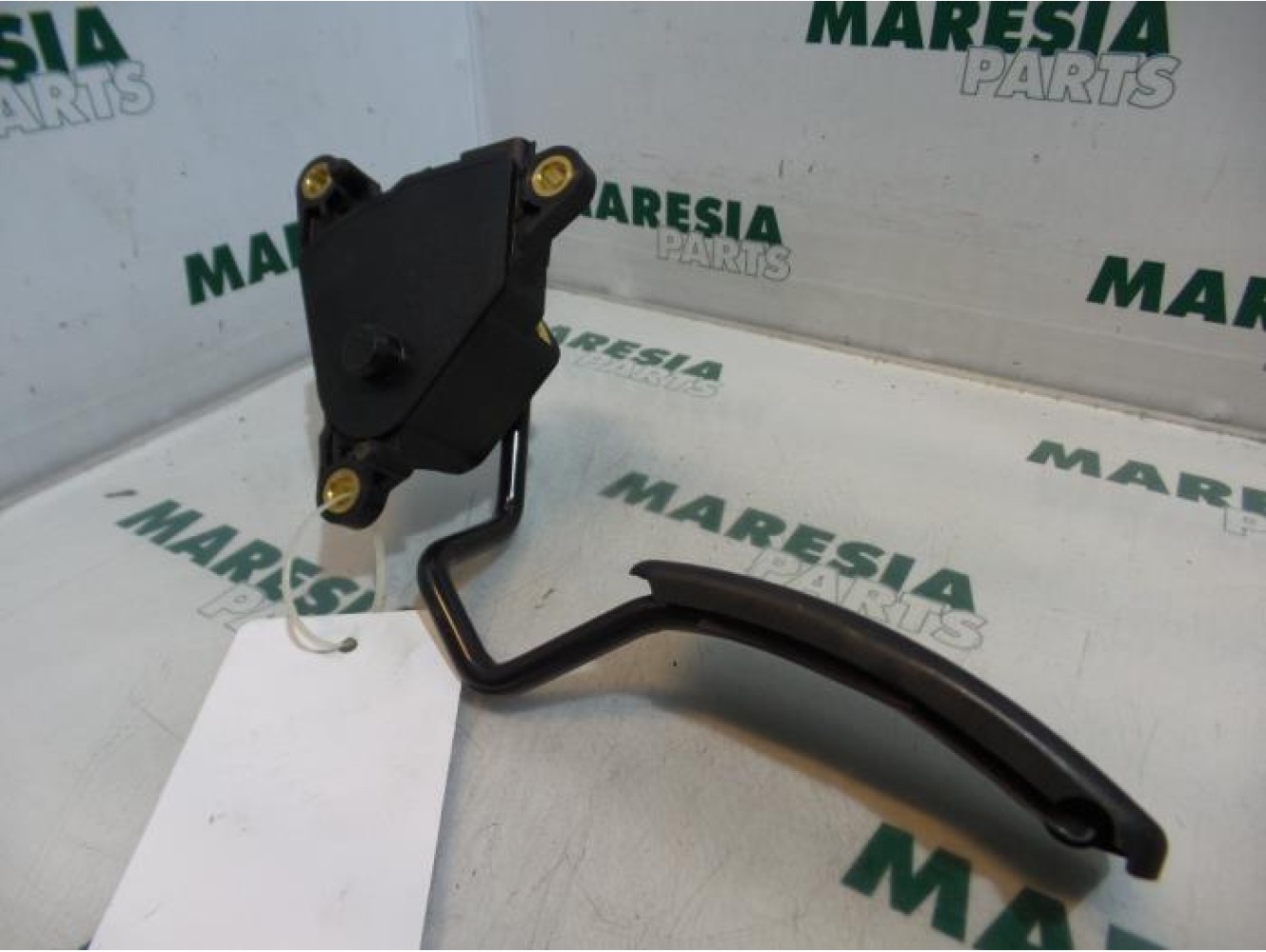 Renault - Clio - Throttle pedal position sensor