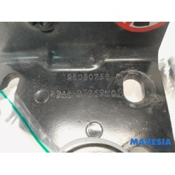 Peugeot - Expert - Sliding door roller, right
