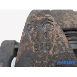 Peugeot - Expert - Bremszange links vorne