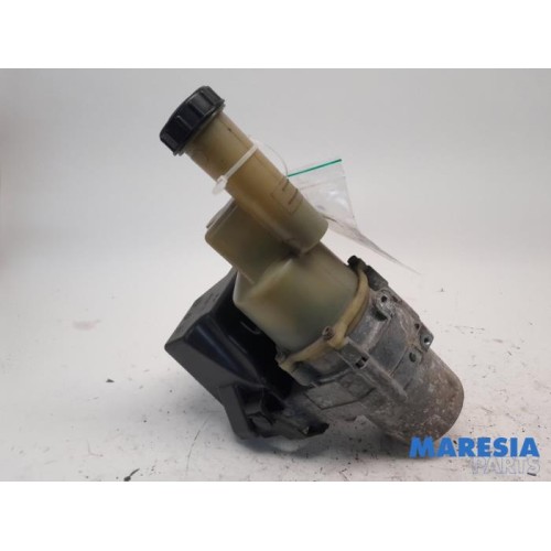 Peugeot - Expert - Power steering pump