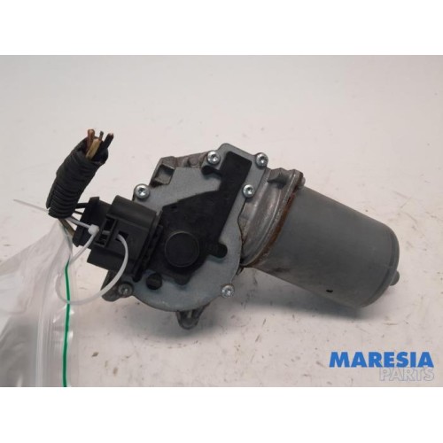 Fiat - Punto - Front wiper motor