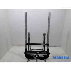 Peugeot - 2008 - Sliding headliner mechanism