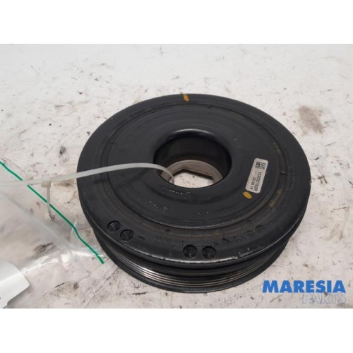Fiat - Talento - Crankshaft pulley