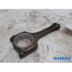 Citroen - DS4 - Connecting rod