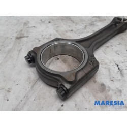 Citroen - DS4 - Connecting rod