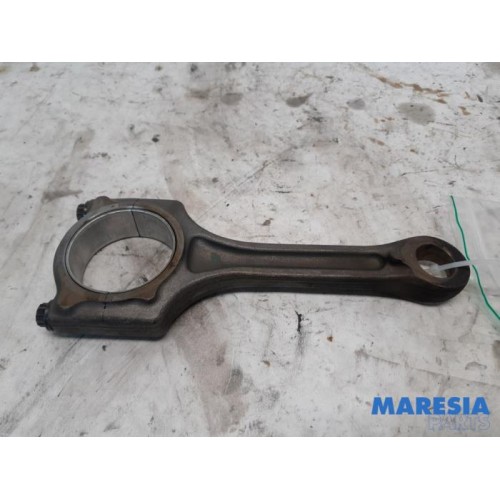 Citroen - DS4 - Connecting rod