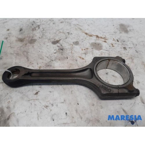 Citroen - DS4 - Connecting rod