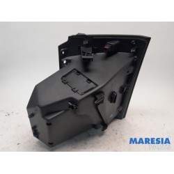 Peugeot - 2008 - Handschuhfach