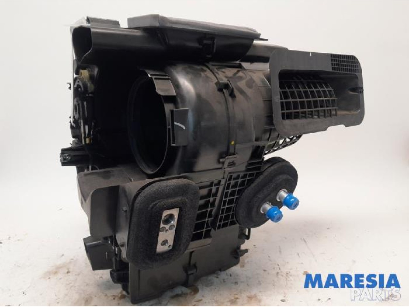 Renault - Clio - Heater housing
