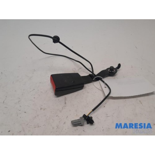 Fiat - Punto - Front seatbelt buckle, left