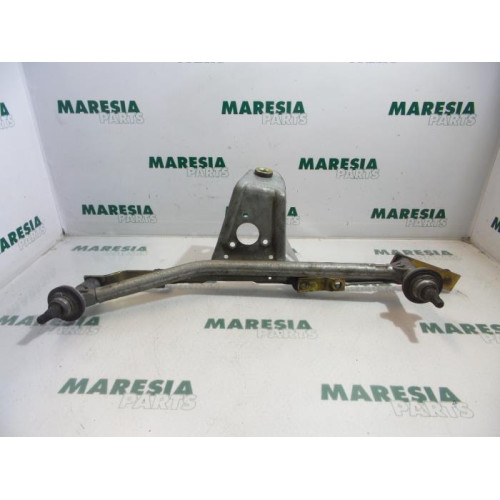 Peugeot - 206 - Wiper mechanism