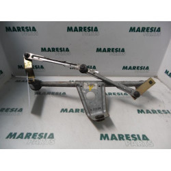 Peugeot - 206 - Wiper mechanism