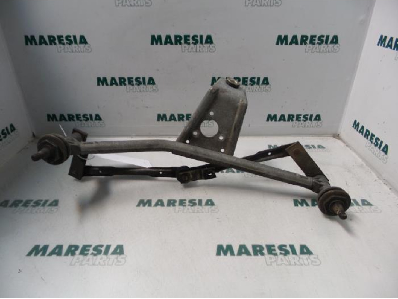 Peugeot - 206 - Wiper mechanism